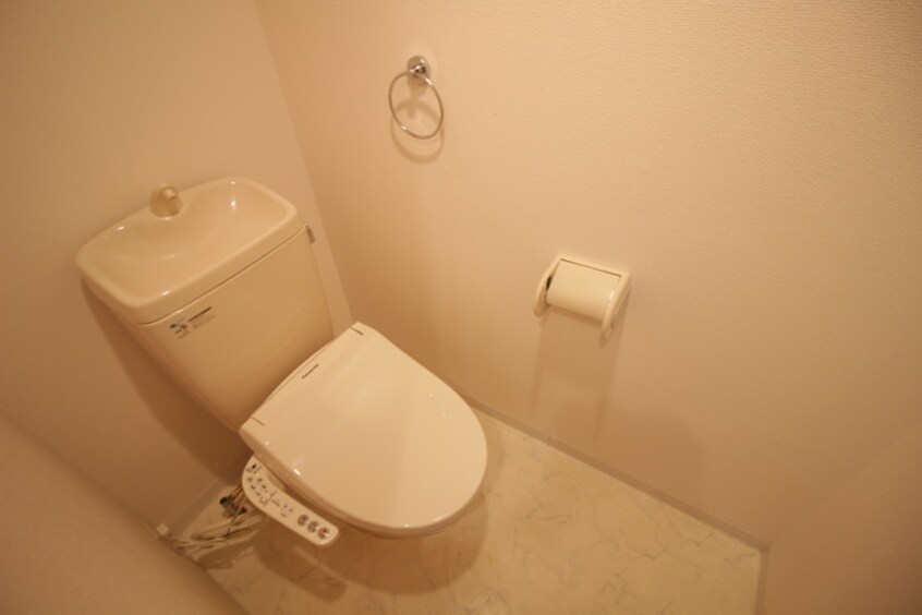 トイレ パールコートⅢ