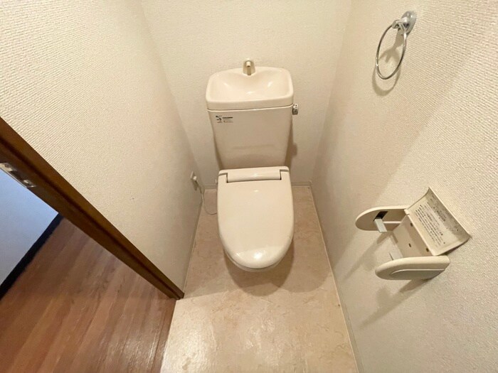 トイレ パールコートⅢ