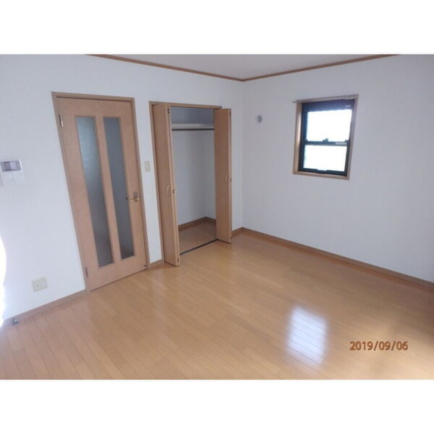 居室 エクセラン須ヶ口