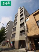 ＹＳビルの外観