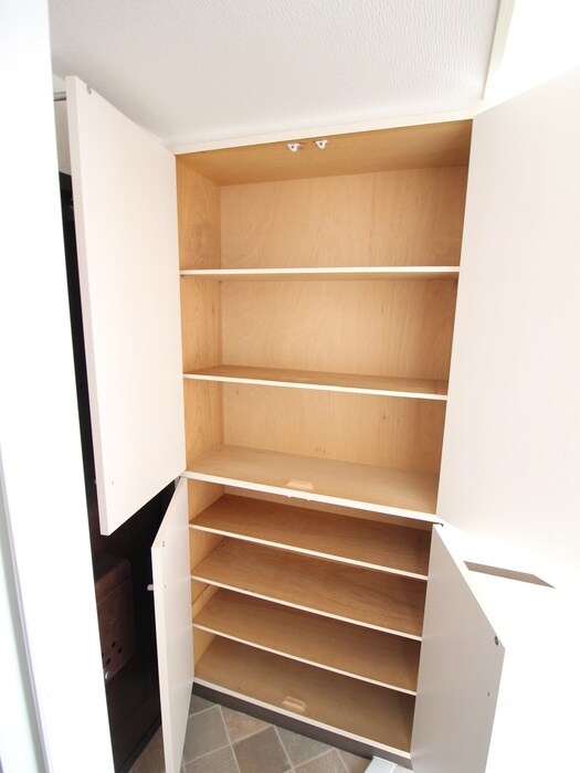 靴箱 ボ－ディングハウスY.G