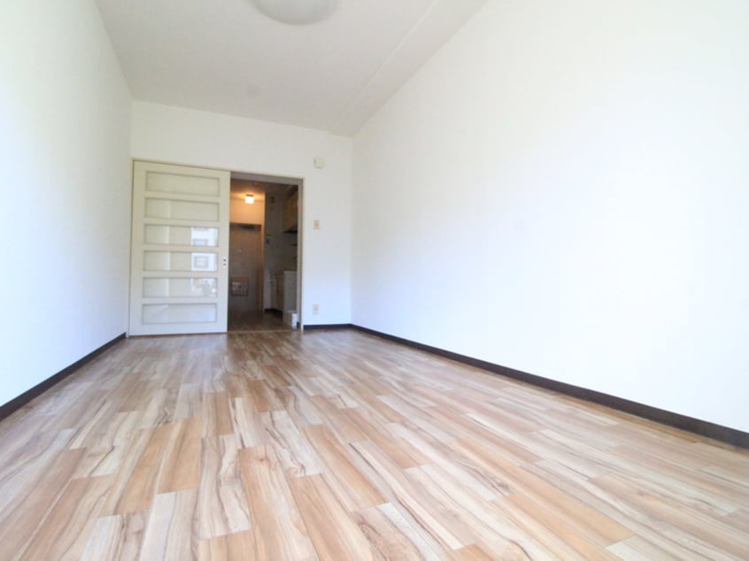 居室 メゾン６０３