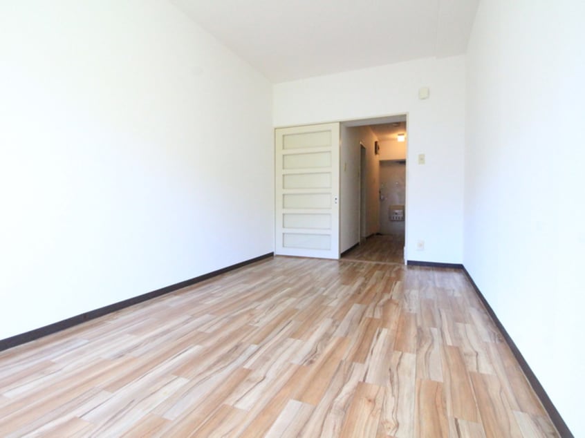 居室 メゾン６０３