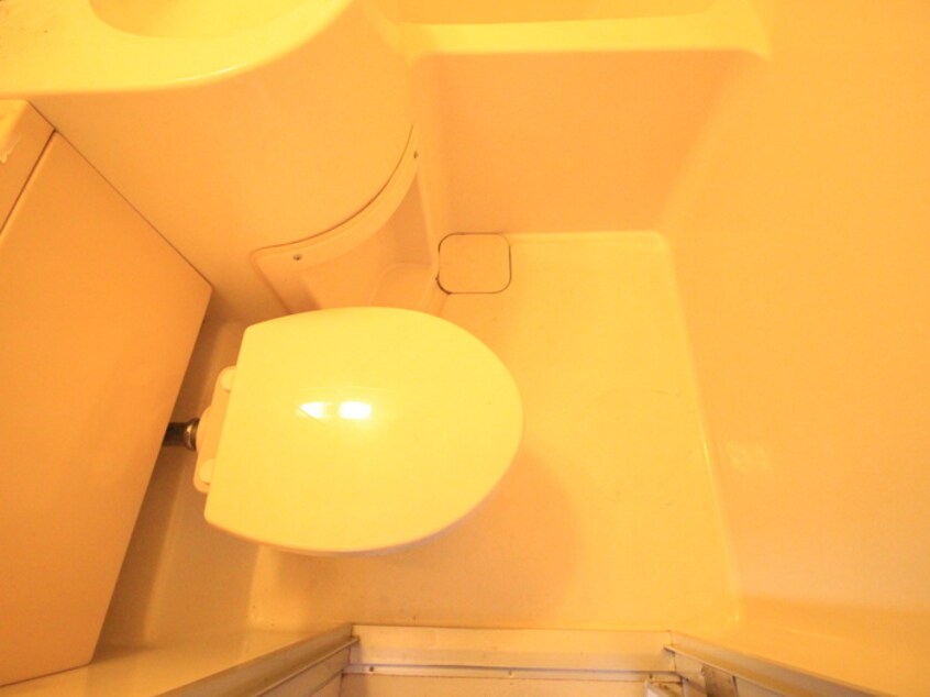 トイレ メゾン６０３