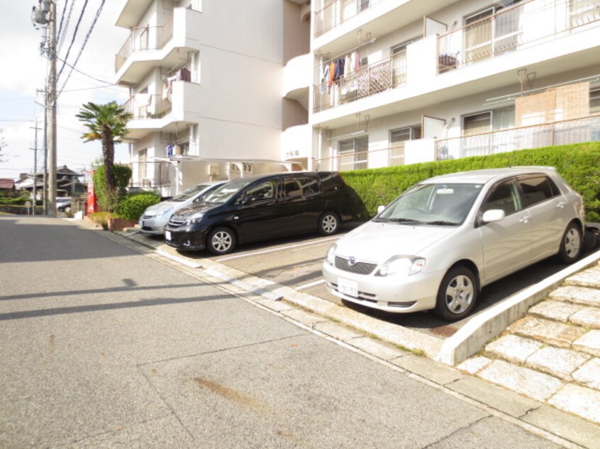 駐車場 ビラ稲垣