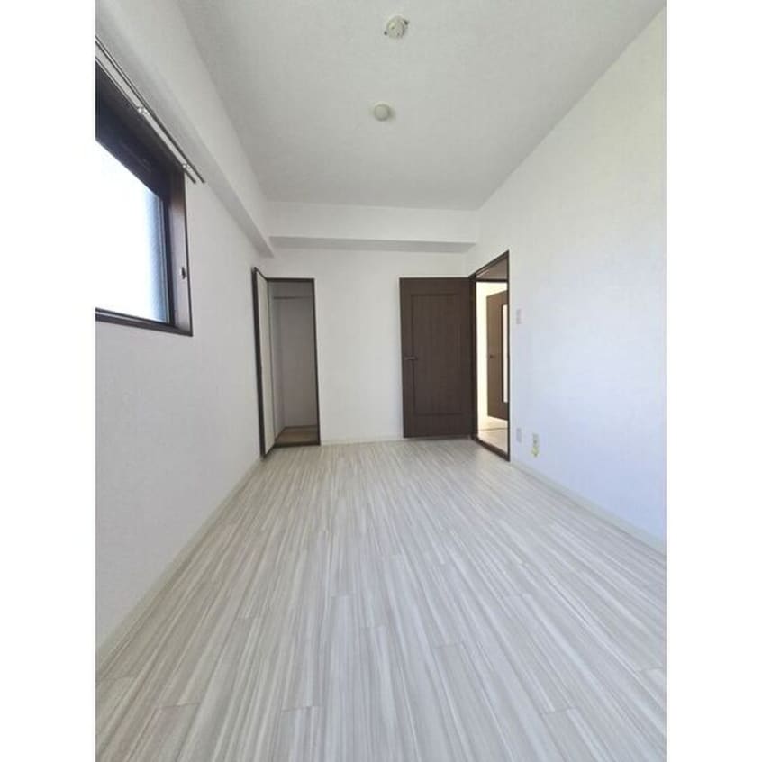 居室 マ－ブルアサイ