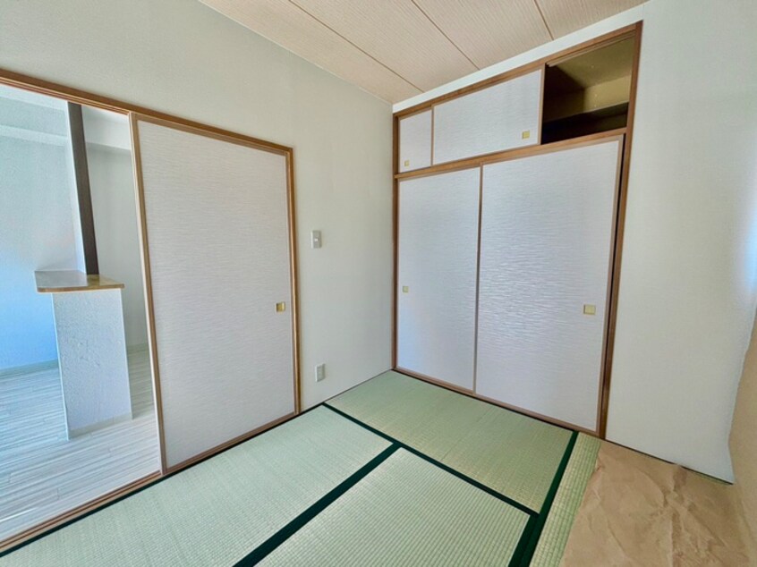 居室 マ－ブルアサイ