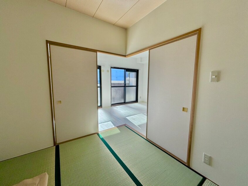 居室 マ－ブルアサイ