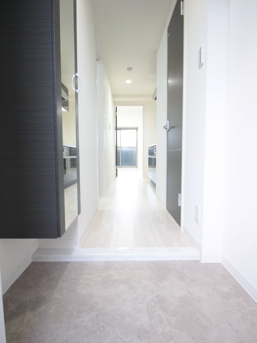 玄関 カーサニア尾頭橋