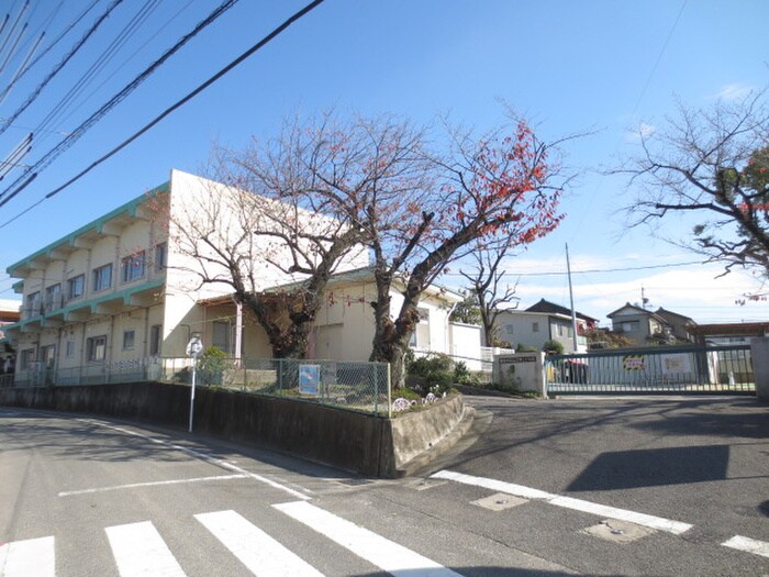 山之手こども園(幼稚園/保育園)まで400m ホワイトヒルズ丸山