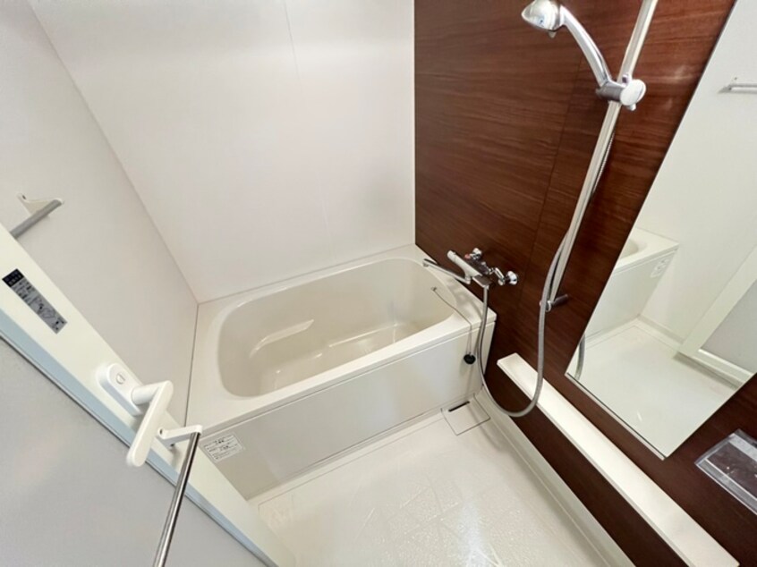 バス／シャワールーム等 カルマート