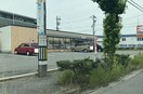 セブンイレブン　安城小堤店(コンビニ)まで410m ｱﾝﾌﾟﾙ-ﾙﾘ-ﾌﾞﾙﾍﾟｱﾌｨ-ﾙﾄﾞ2