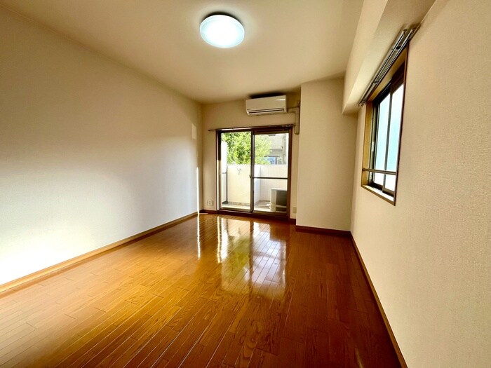 居室 コンフォ清水