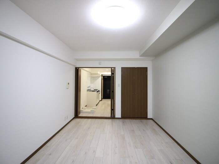 居室 ラヴィアン名駅