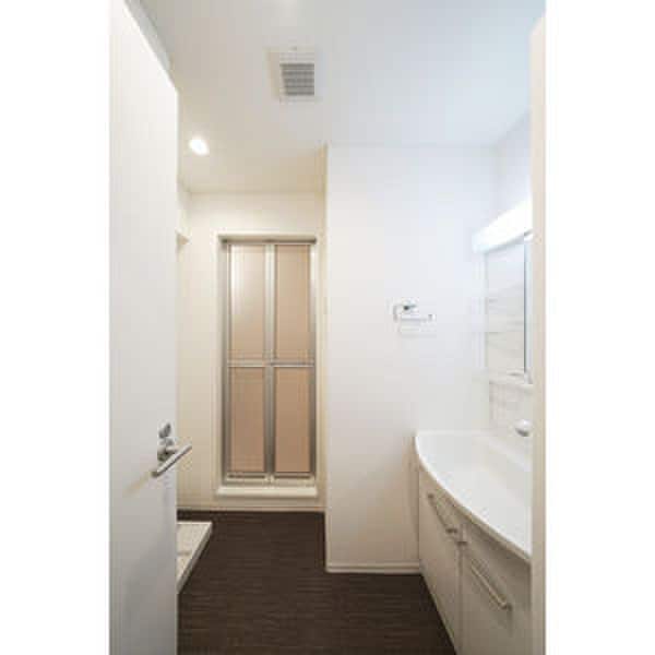 廊下 ＩＳＭ　泉