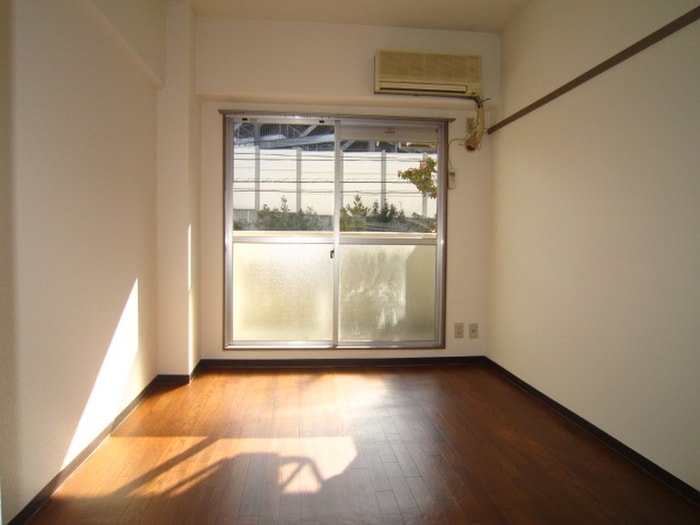 内観写真 リバーサイド成栄ガーデン