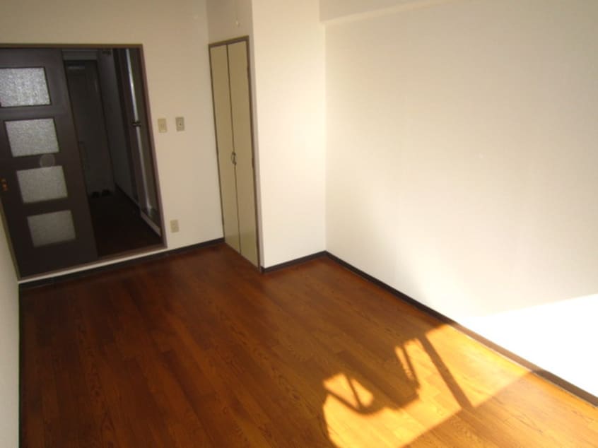 内観写真 リバーサイド成栄ガーデン