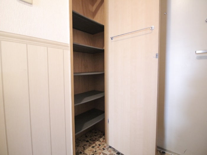 靴箱 Ｔｉａｒａ