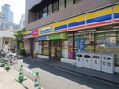 ミニストップ(コンビニ)まで642m ドルフ亀島Ⅰ