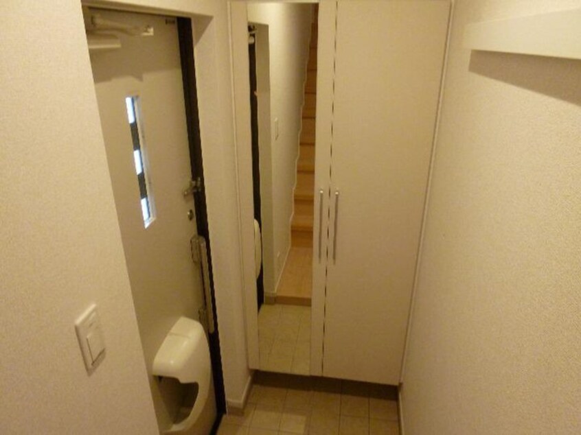 玄関 フレッサ中郷