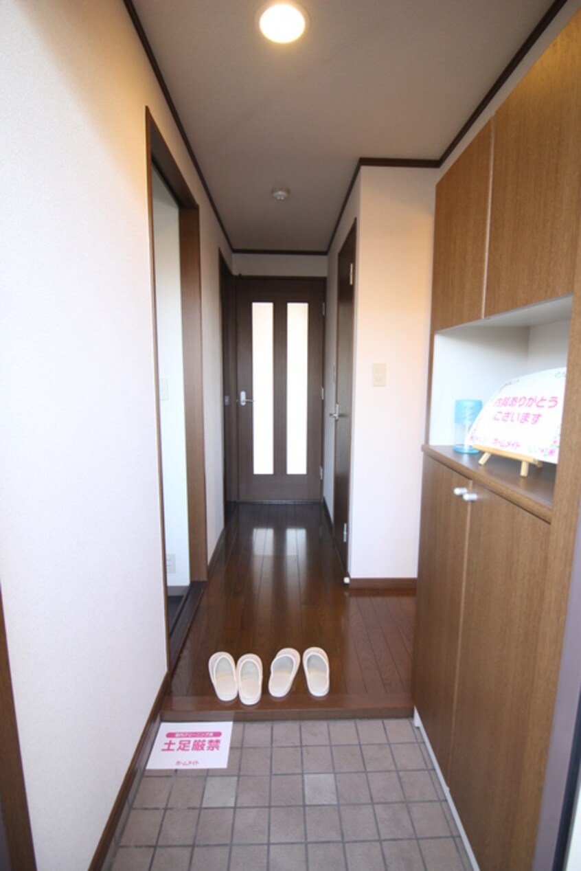 玄関 ルミエール泉