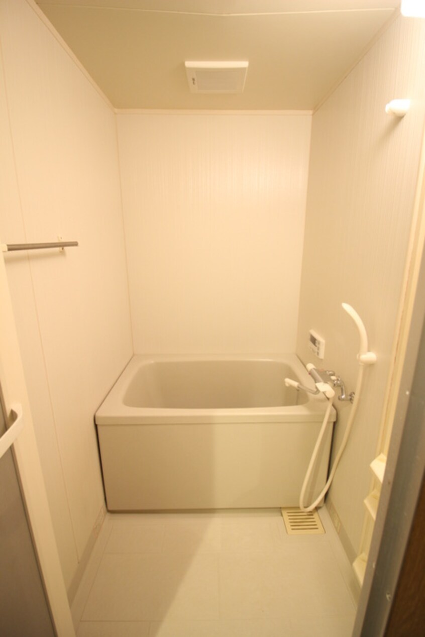 バス／シャワールーム等 ルミエール泉