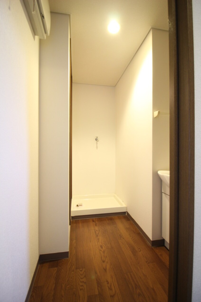 洗濯機置場 ルミエール泉