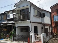 赤坂町貸家