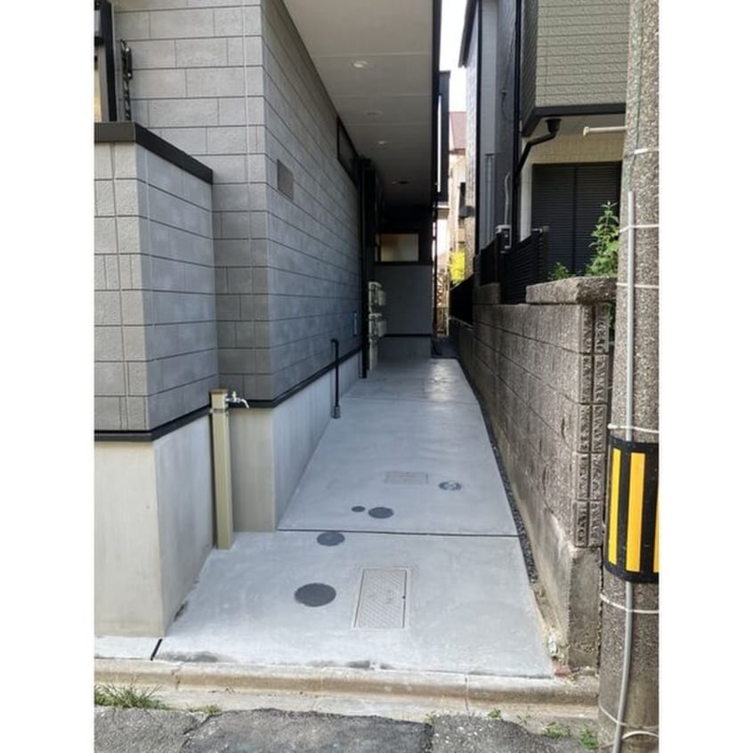 エントランス部分 シャルム・リアール