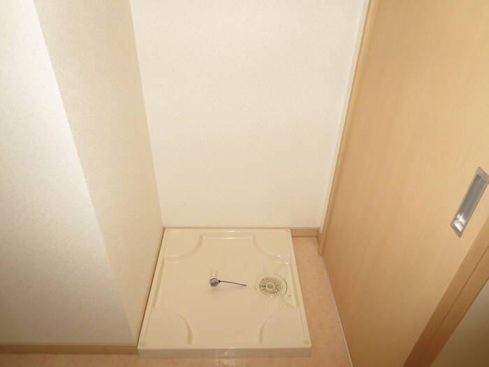 洗濯機置場 ポライトリ－・Ｍ