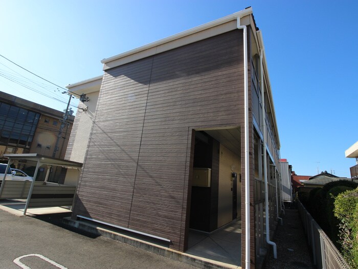 エントランス部分 ポライトリ－・Ｍ