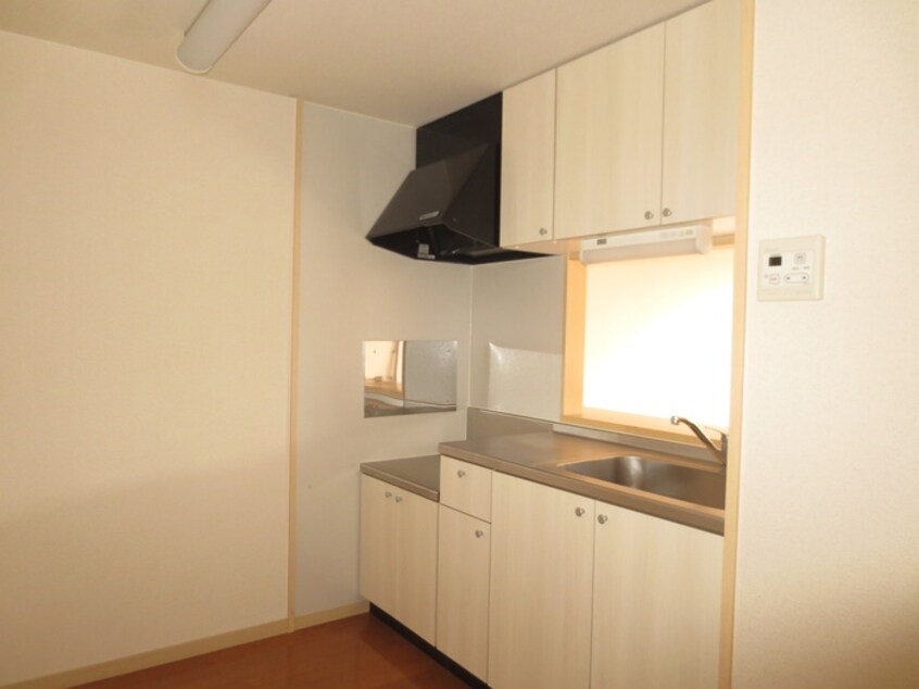 キッチン ポライトリ－・Ｍ