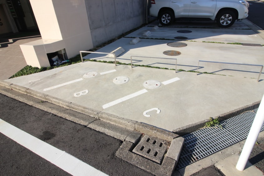 バイク置き場 ヴェル・ドミールⅤ