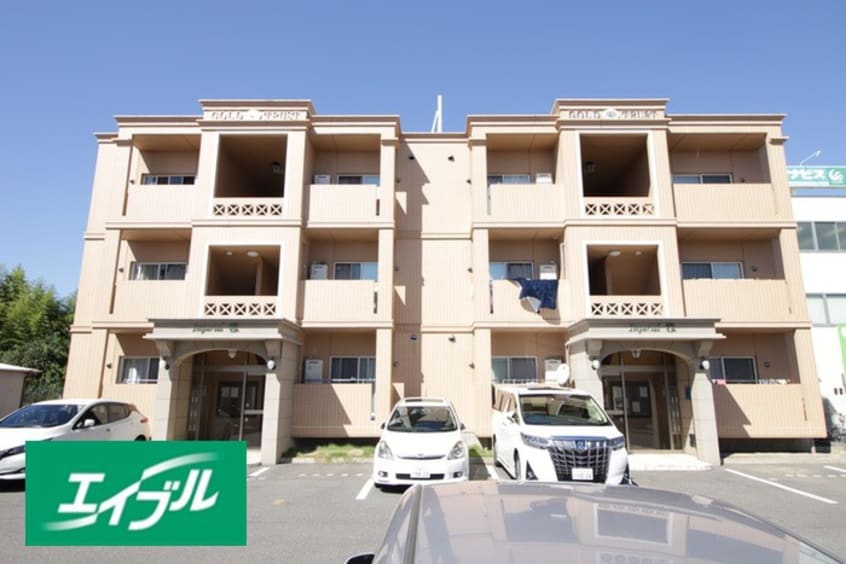 駐車場 インペリアル雅