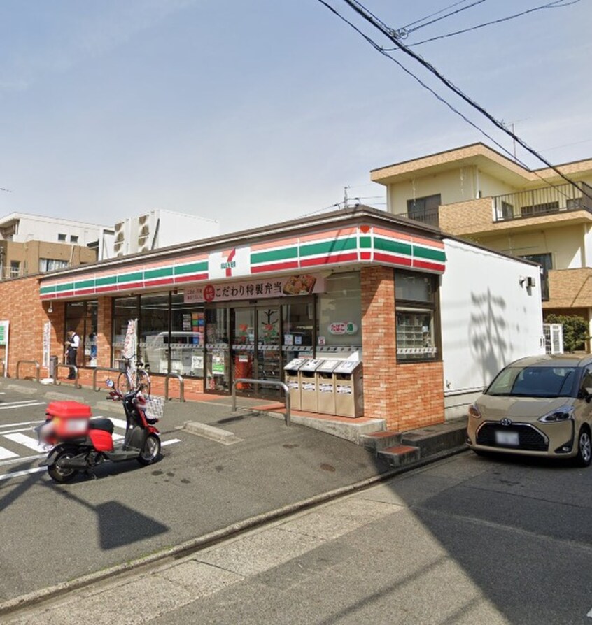 セブンイレブン(コンビニ)まで600m Patina岩塚