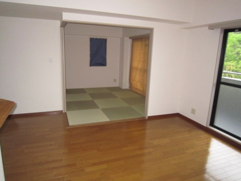 居室 メゾン第６初島