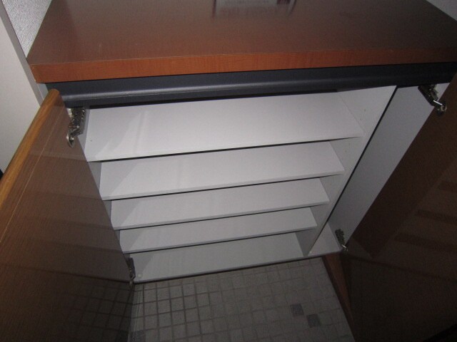 靴箱 メゾン第６初島