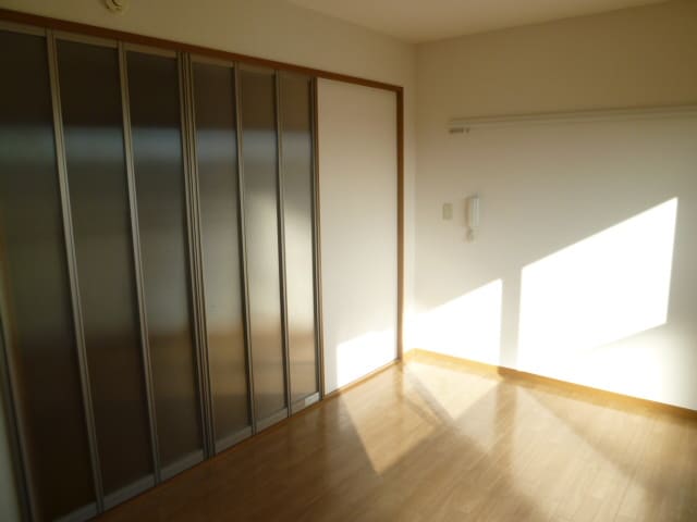 居室 ディアコ－ト磯部第６