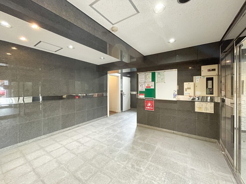 エントランス部分 ピボット　ヴァンベール