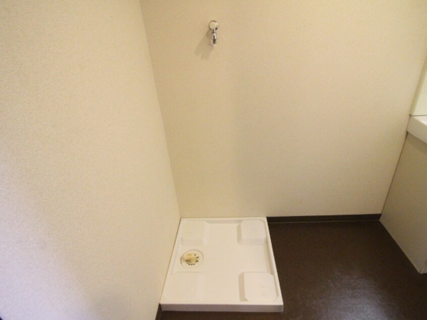 洗濯機置場 明治第７ビルディング