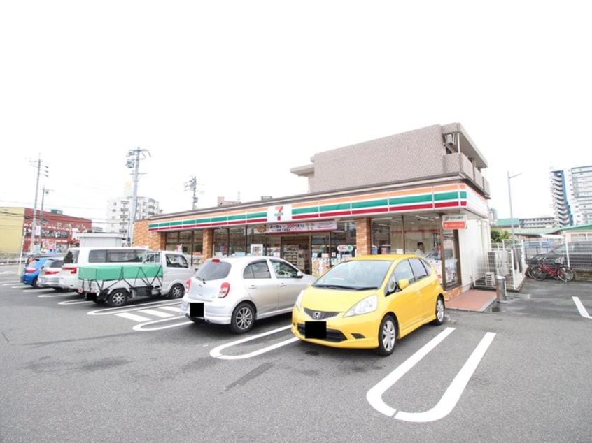 セブンイレブン(コンビニ)まで320m サンシャインコスモス