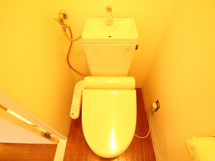 トイレ 那古野ビル南館(504)