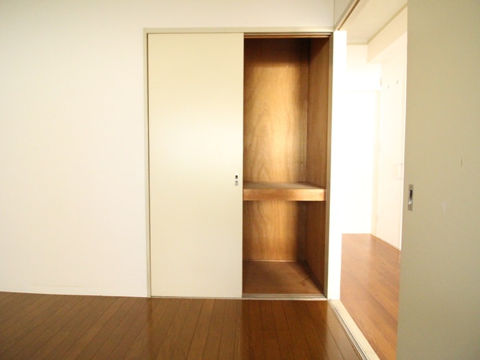 収納 那古野ビル南館(504)