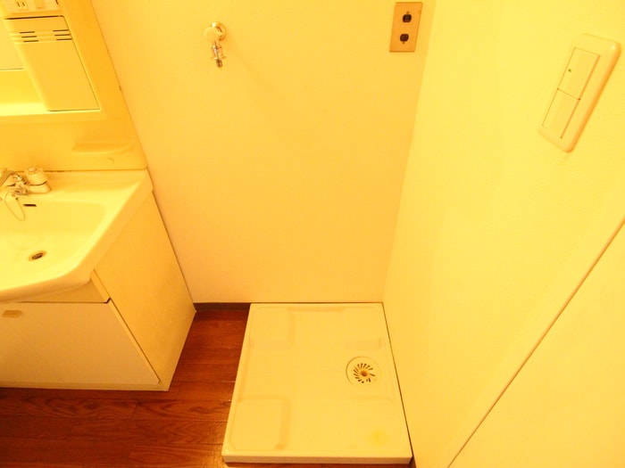 洗濯機置場 那古野ビル南館(504)