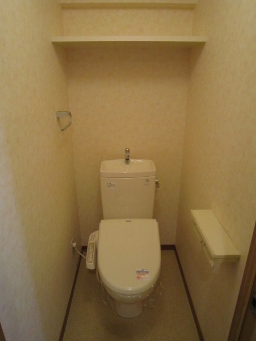 トイレ ベルドミール葵２２