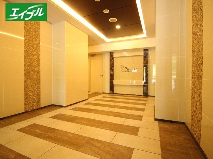 エントランス部分 ﾌﾟﾚｻﾝｽ丸の内雅殿(1105)