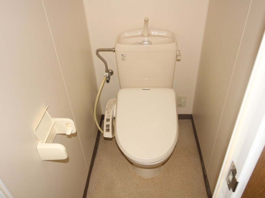 トイレ ライジングヴィラ葵