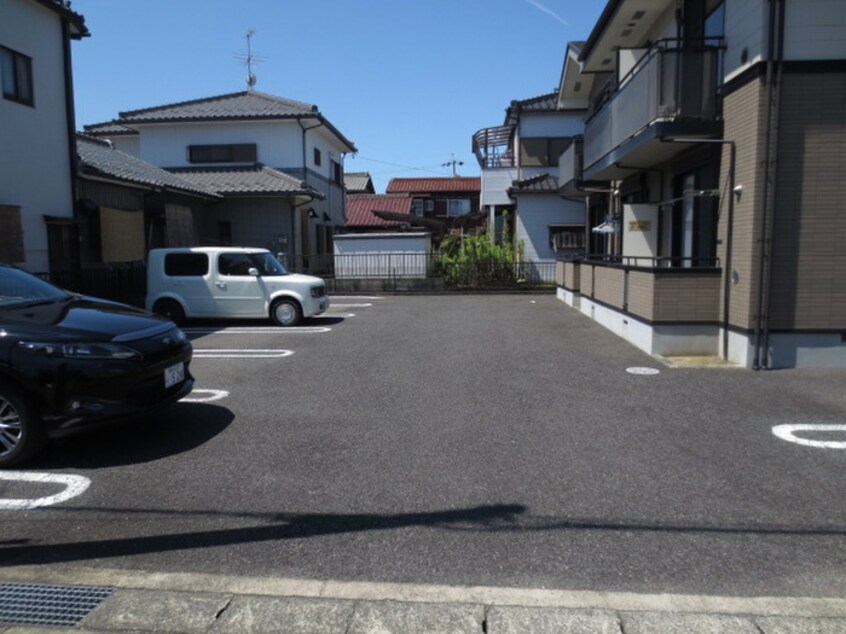 駐車場 メゾン輝