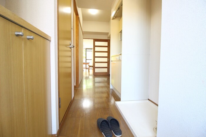 廊下 FULL HOUSE YAGOTO