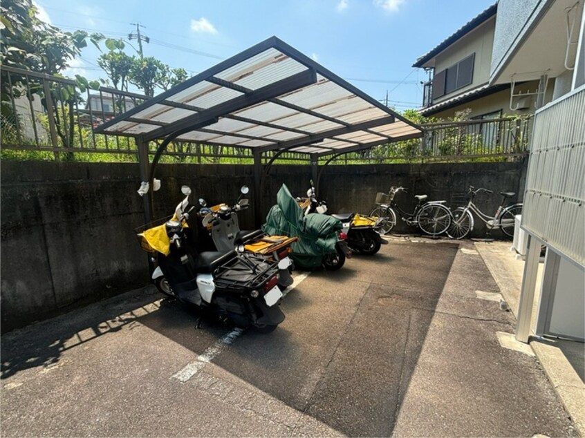 駐輪場 神作シティー